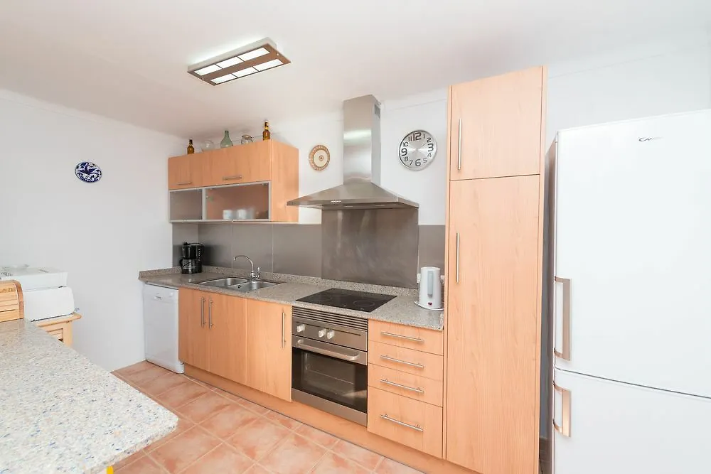 Setcelis Apartamento Cala de Sant Vicenc 0*,